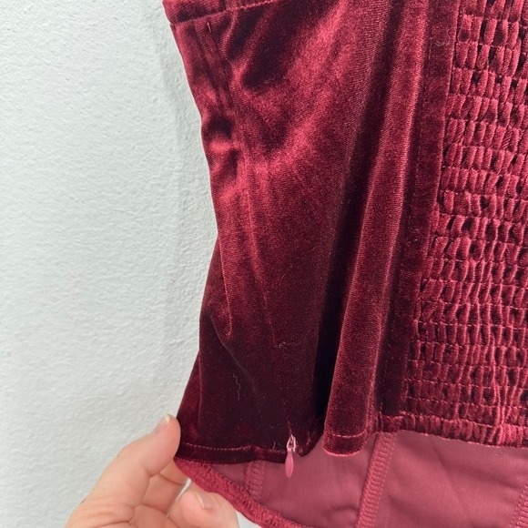 ASTR The Label Velvet Bustier Top Maroon Sleeveless‎ Smocked Back Party - Picture 4 of 5